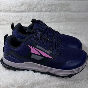 Altra NWOB Lone Peak 7 Womens Shoes In Dark Purple Color  Size 6